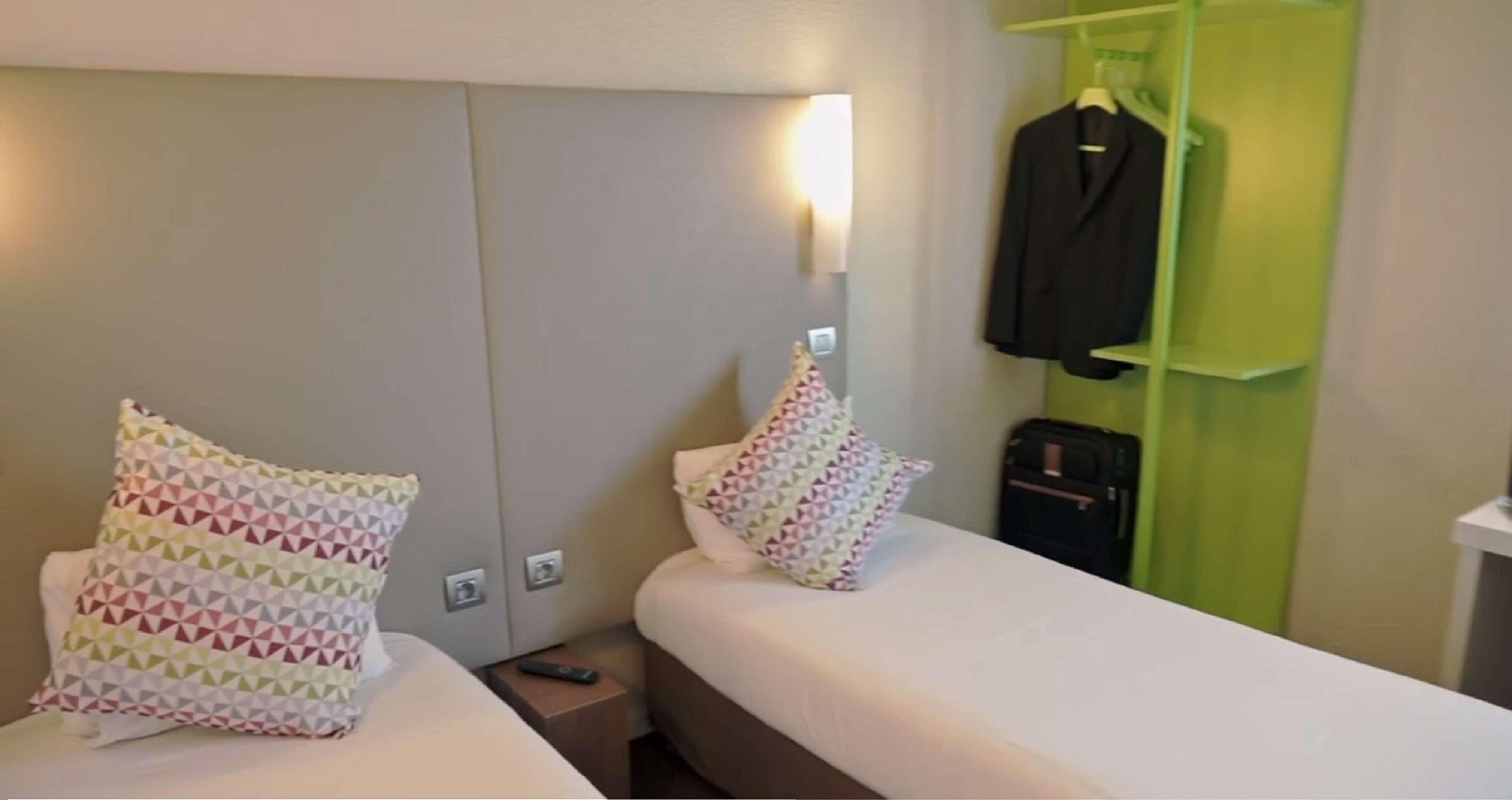 Hotel Campanile Paris Ouest - Gennevilliers Barbanniers Exterior foto