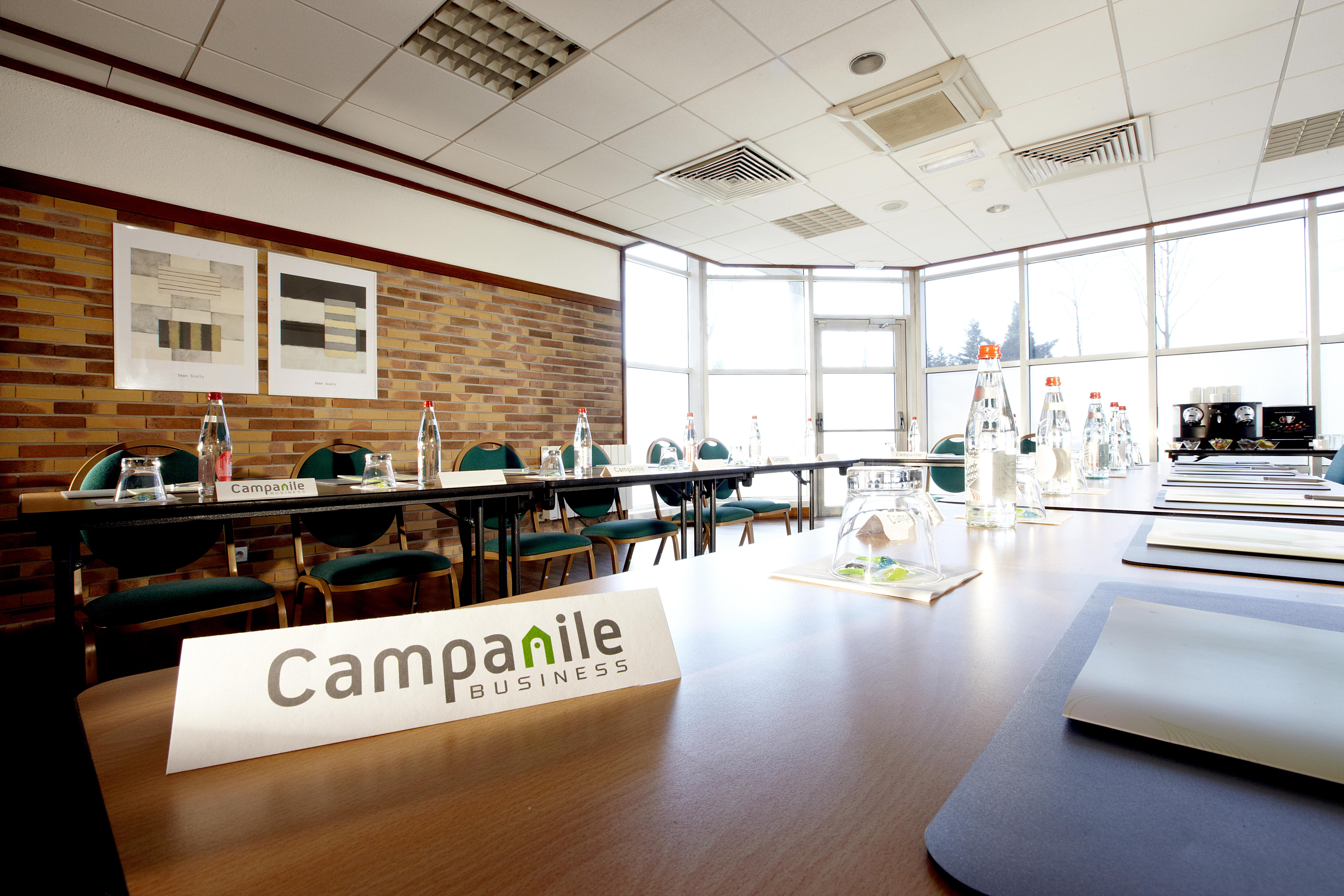 Hotel Campanile Paris Ouest - Gennevilliers Barbanniers Exterior foto