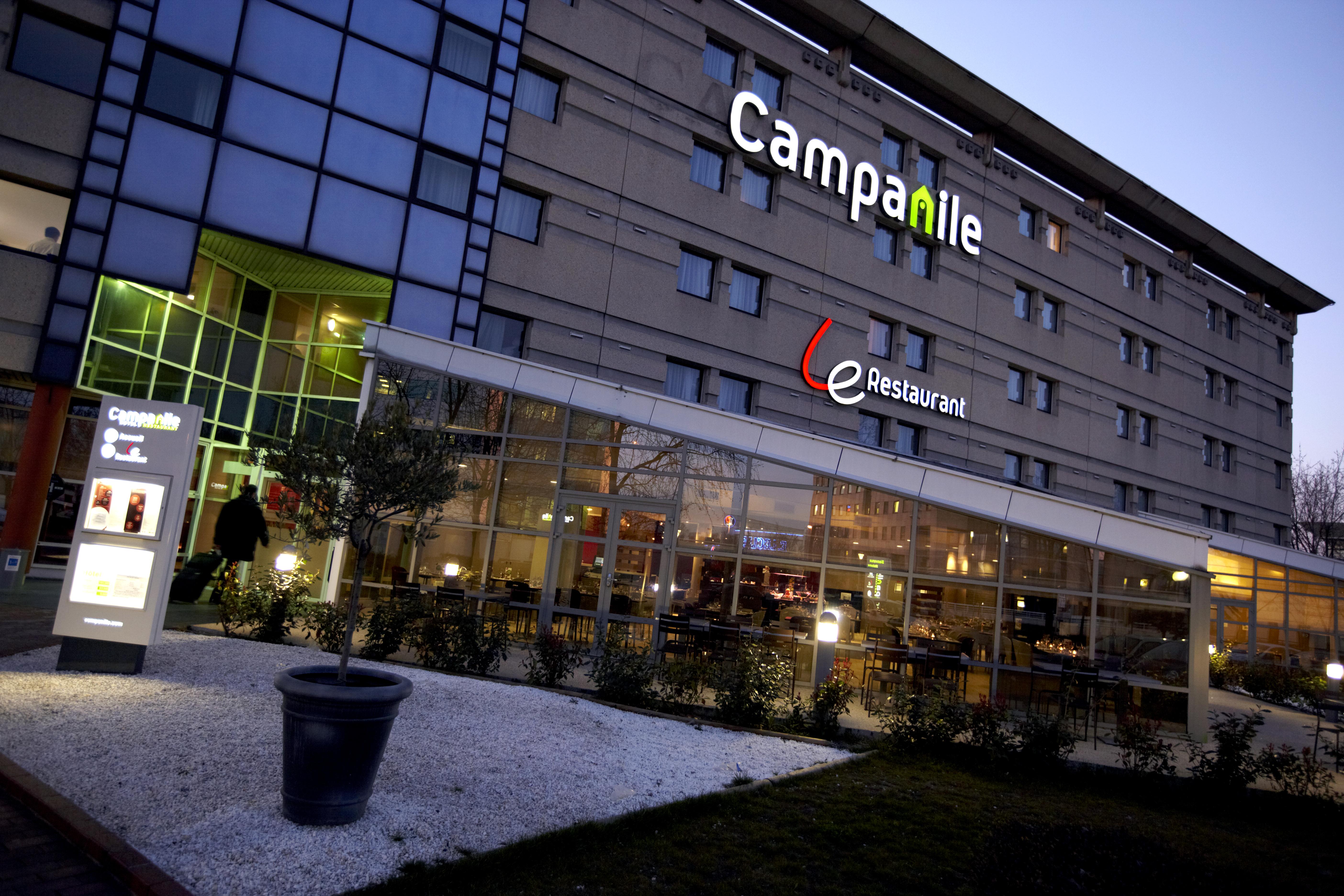 Hotel Campanile Paris Ouest - Gennevilliers Barbanniers Exterior foto