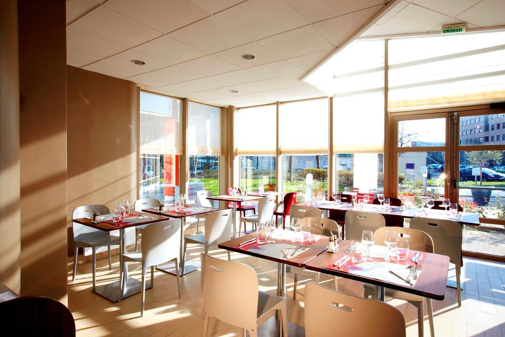 Hotel Campanile Paris Ouest - Gennevilliers Barbanniers Exterior foto